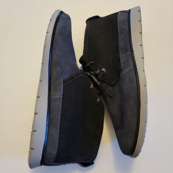 UGG Freamon Waterproof Leather Chukka Boot - Picture 5 of 8
